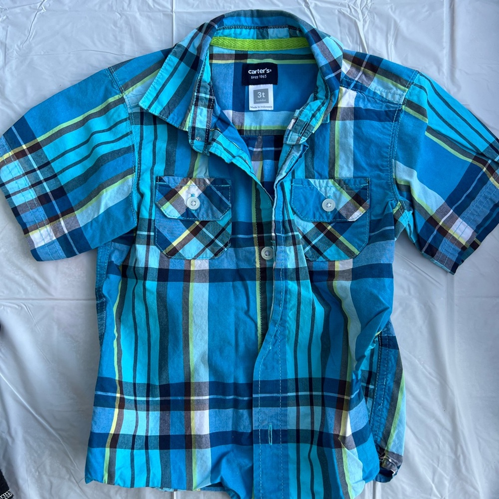 Carter’s 3T plaid button down